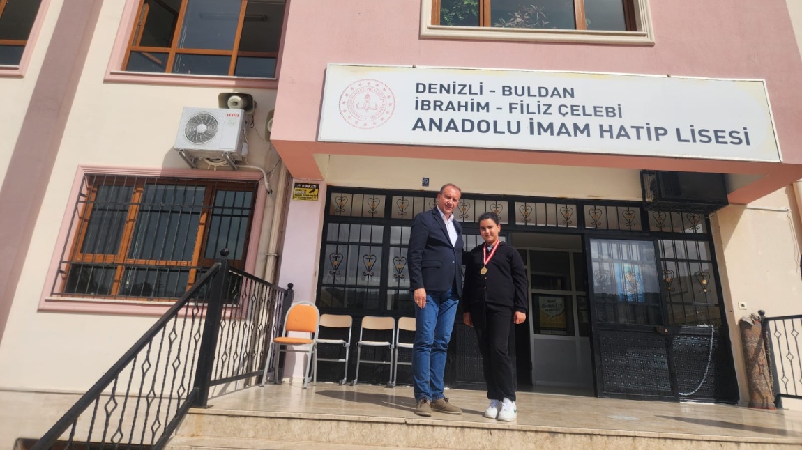 AYIN ÖĞRENCİSİ